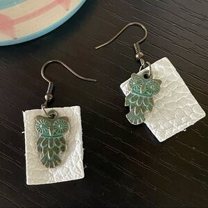 2/$29 Handmade Aged Brass Owl White Leather Earrings 1.75” Western Boho